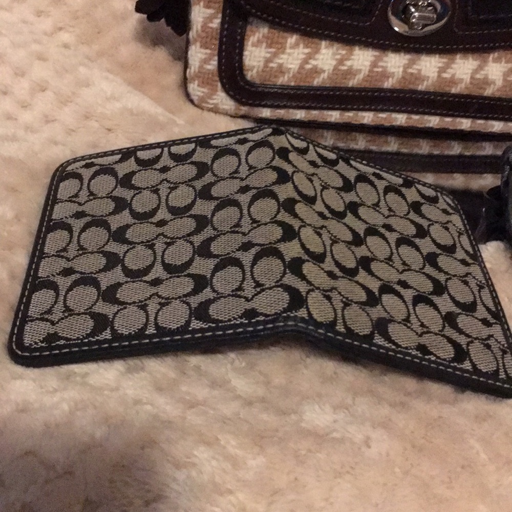 💙Coach bundle💙 - Picture 3 of 6